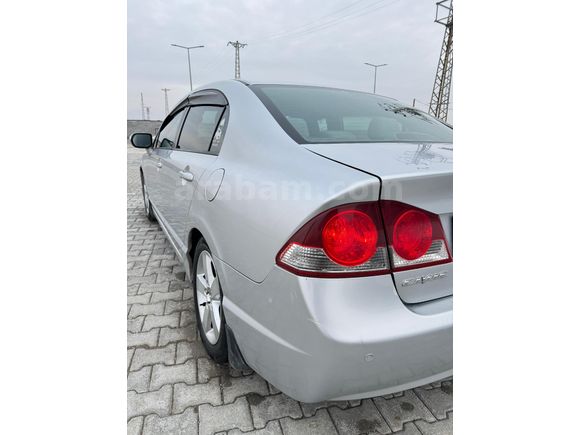 Sahibinden Honda Civic 1.6i VTEC Dream 2007 Model