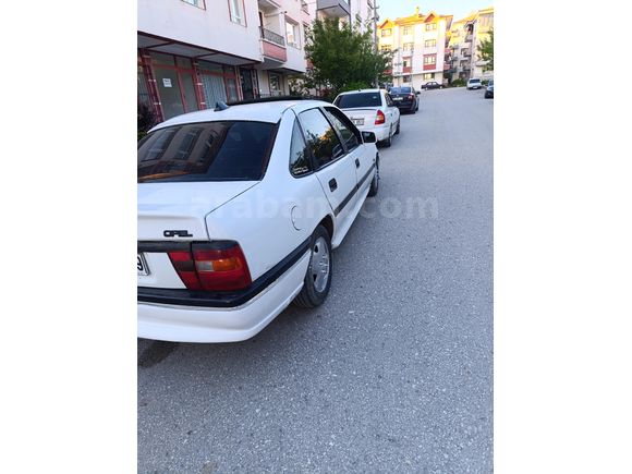 Sahibinden Opel Vectra 1.8 GL 1993 Model