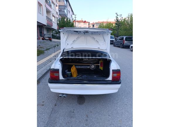 Sahibinden Opel Vectra 1.8 GL 1993 Model