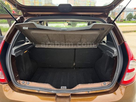 Sahibinden Dacia Sandero 1.5 dCi Stepway 2012 Model
