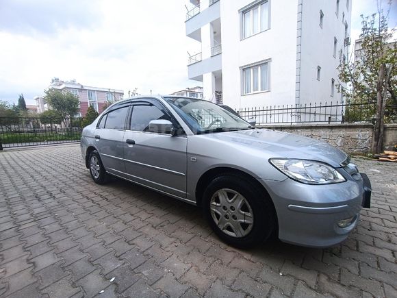 Sahibinden Honda Civic 1.6i VTEC LS 2005 Model