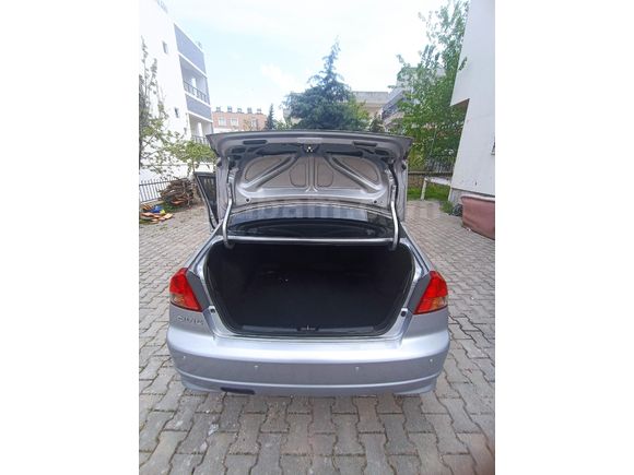 Sahibinden Honda Civic 1.6i VTEC LS 2005 Model