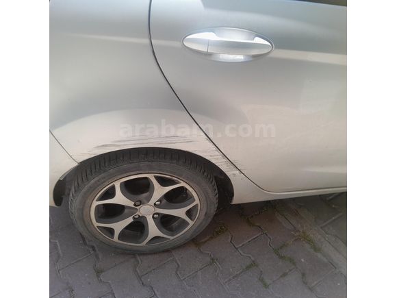 Memur Sahibinden Ford Fiesta 1.4 TDCi Trend 2012 Model 