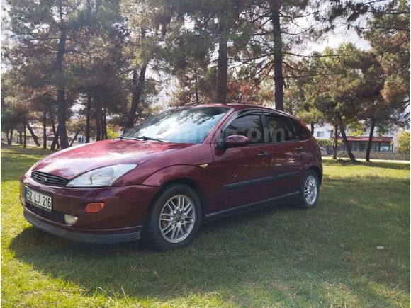 Sahibinden Ford Focus 1.6 Ghia 2000 Model