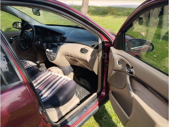 Sahibinden Ford Focus 1.6 Ghia 2000 Model