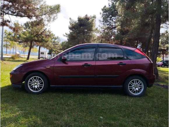 Sahibinden Ford Focus 1.6 Ghia 2000 Model