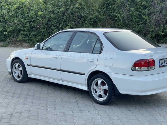 Sahibinden Honda Civic 1.6 i ES 2001 Model 