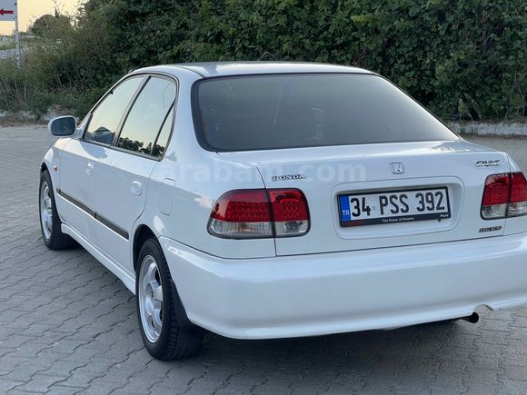Sahibinden Honda Civic 1.6 i ES 2001 Model 