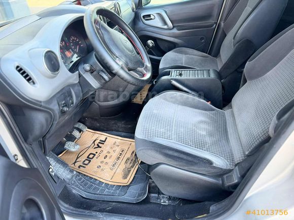 100.YIL AUTO DAN CITROEN BERLINGO