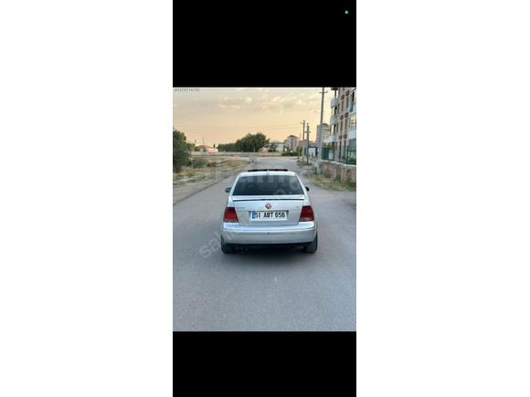 Sanrouflu Volkswagen Bora 1.6 Comfortline 2001 Model