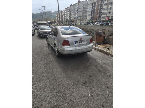 Sanrouflu Volkswagen Bora 1.6 Comfortline 2001 Model