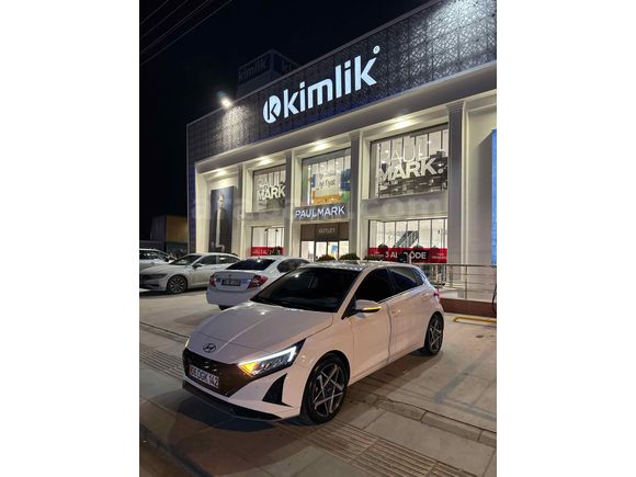 Sahibinden Hyundai i20 1.4 MPI Elite 2024 Model 