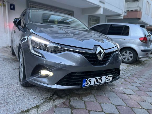Sahibinden Renault Clio 1.0 TCe Touch 2023 Model 