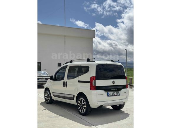 Otomobil ruhsatlı Fiat Fiorino Combi 1.3 Multijet Premio 2020 Model  