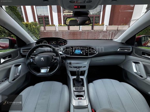 ESPARATOR'DAN 2015 MODEL PEUGEOT 308 1.2 PURETECH ALLURE PAKET