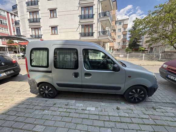 Sahibinden Renault Kangoo 1.5 dCi Expression 2005 Model 
