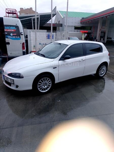 Sahibinden Alfa Romeo 147 1.6 TS Distinctive 2004 Model Konya 225.000 km Beyaz