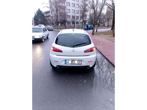 Sahibinden Alfa Romeo 147 1.6 TS Distinctive 2004 Model
