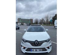 Sahibinden Renault Megane 1.3 TCe Icon 2020 Model İstanbul 125.000 km Sedefli Beyaz özel renk