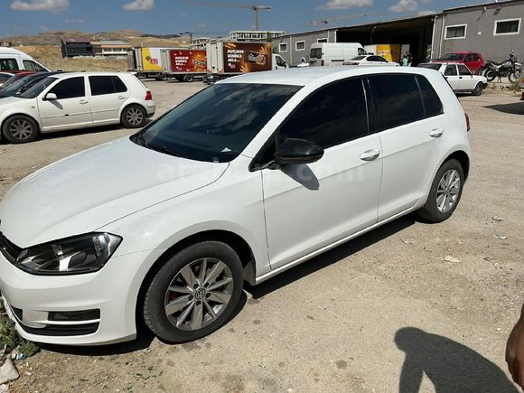 Sahibinden Volkswagen Golf 1.6 TDi BlueMotion Midline Plus 2014 Model