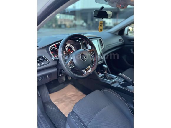 Sahibinden Renault Megane 1.5 Blue DCI Joy 2021 Model 