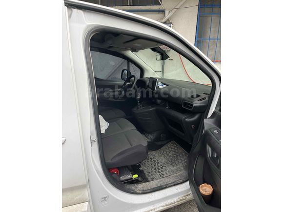 Sahibinden Opel Combo 1.5 CDTI Elegance 2023 Model 