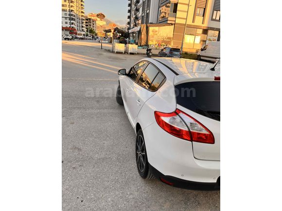  Renault Megane 1.5 dCi Play 2012 Model 