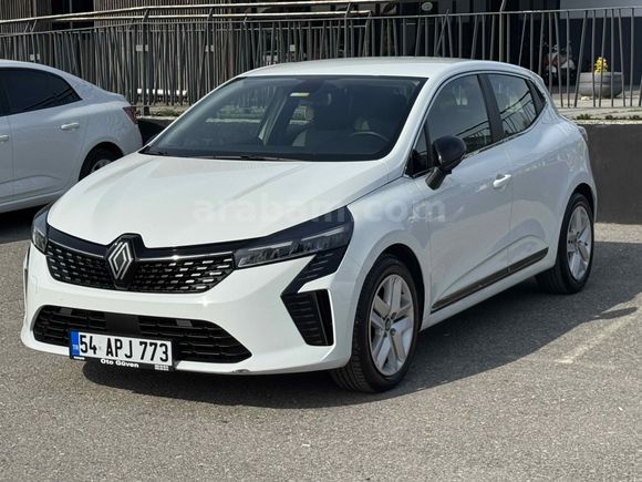 Sahibinden Renault Clio 1.0 TCe Evolution 2023 Model Sakarya