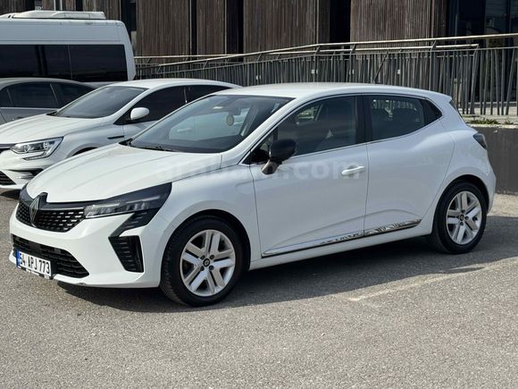Sahibinden Renault Clio 1.0 TCe Evolution 2023 Model Sakarya