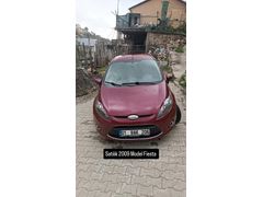 Sahibinden Ford Fiesta 1.25 Trend 2009 Model  126.000 km Bordo