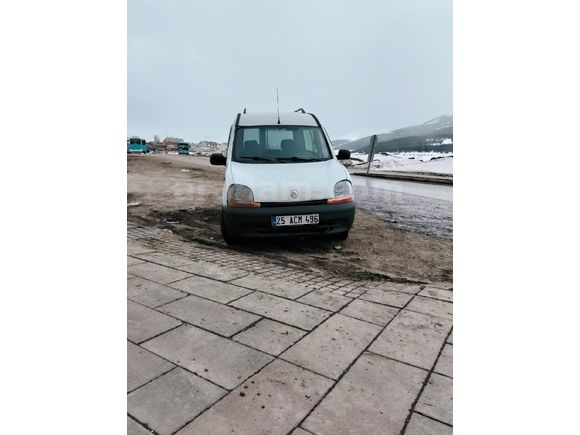 Sahibinden Renault Kangoo Express 1.9 DTi 2001 Model  350.000 km Beyaz