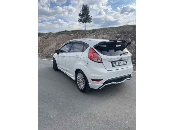  Ford Fiesta 1.5 TDCi