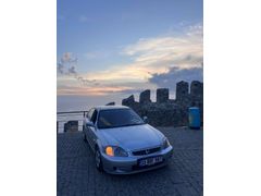 Sahibinden Değişensiz Honda Civic 1.6 i ES 2000 Model 