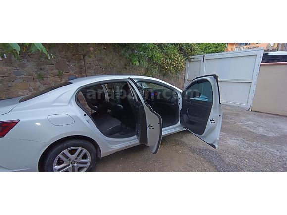 Sahibinden Renault Megane 1.6 Joy 2017 Model