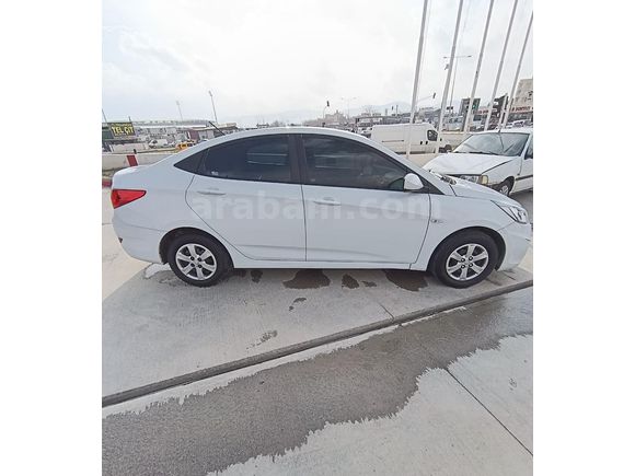 Sahibinden Hyundai Accent Blue 1.6 CRDI Mode 2017 Model