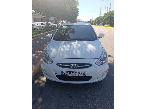 Sahibinden Acil satılık Hyundai Accent Blue 1.6 CRDI Mode 2017 Model 2018 çıkışlı otomatik vites 7 ileri