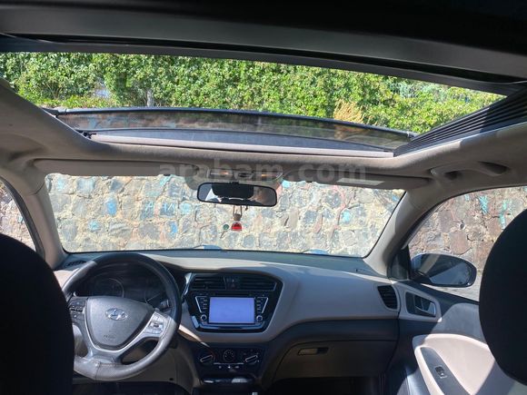Sahibinden Hyundai i20 1.4 CRDi Style 2018 Model