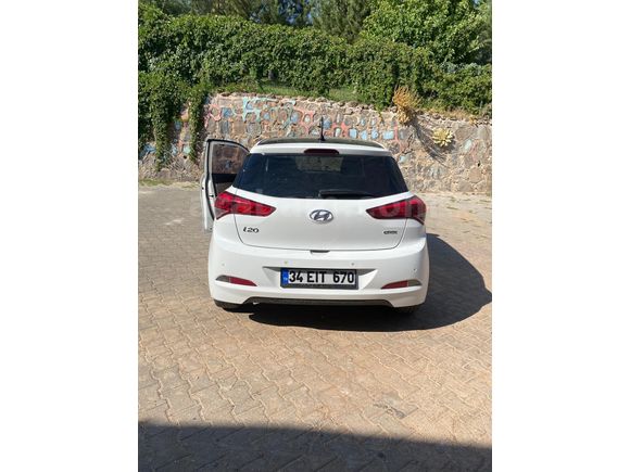 Sahibinden Hyundai i20 1.4 CRDi Style 2018 Model