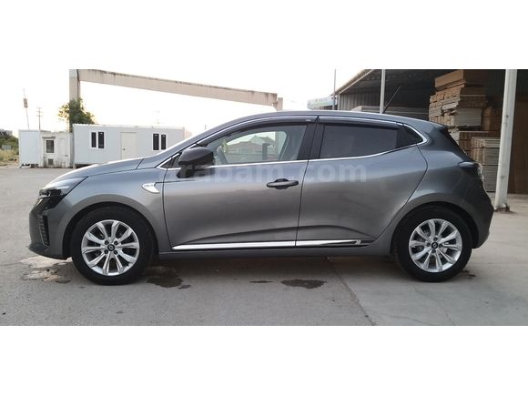 Sahibinden Renault Clio 1.0 TCe Evolution 2024 Model GSR 2 Li