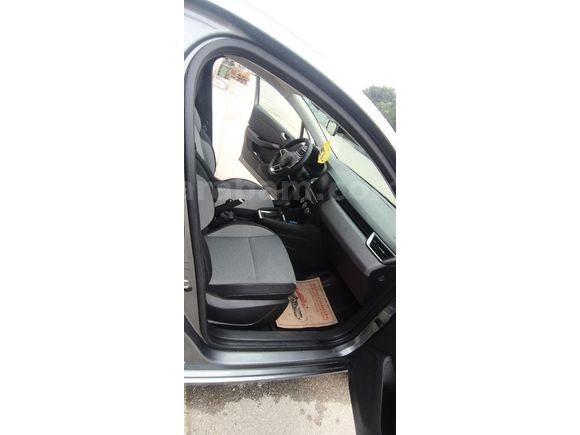 Sahibinden Renault Clio 1.0 TCe Evolution 2024 Model