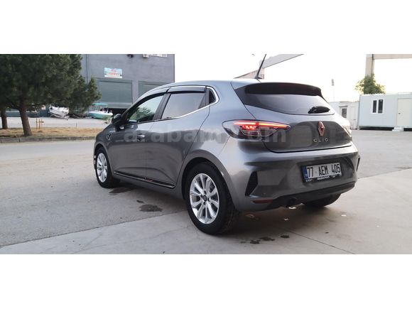 Sahibinden Renault Clio 1.0 TCe Evolution 2024 Model GSR 2 Li