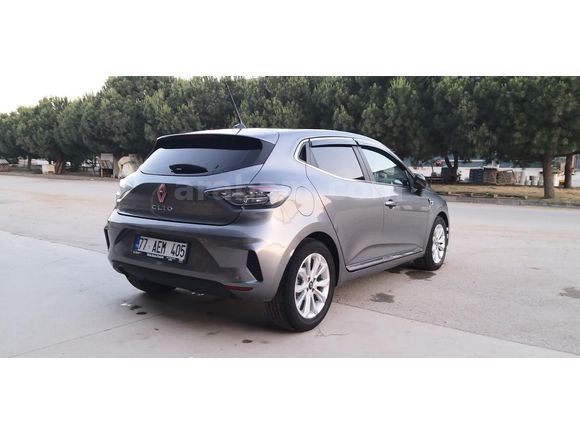 Sahibinden Renault Clio 1.0 TCe Evolution 2024 Model GSR 2 Li