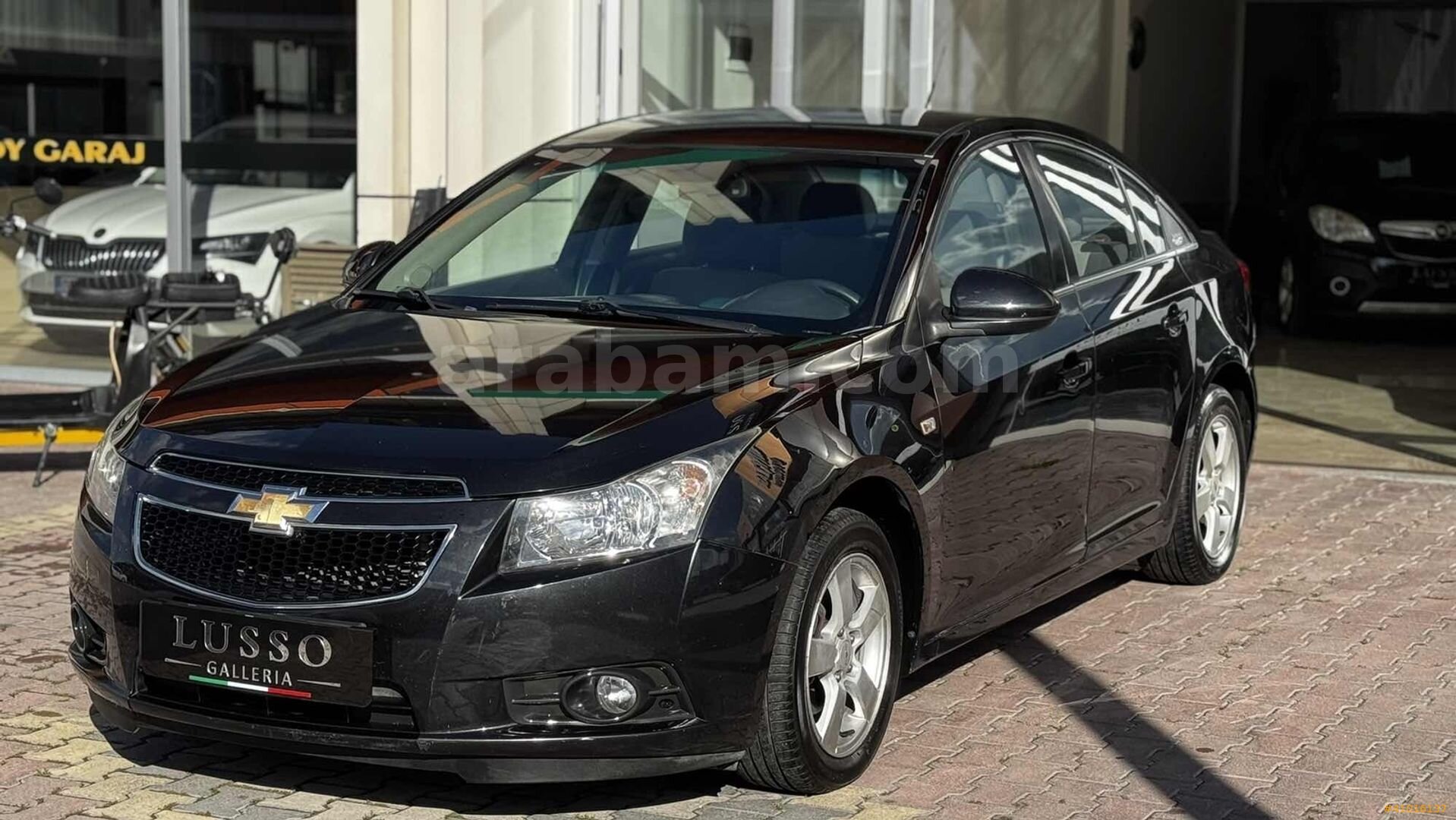 Galeriden Chevrolet Cruze 1.6 LS 2010 Model Konya 150.000 km Siyah 2
