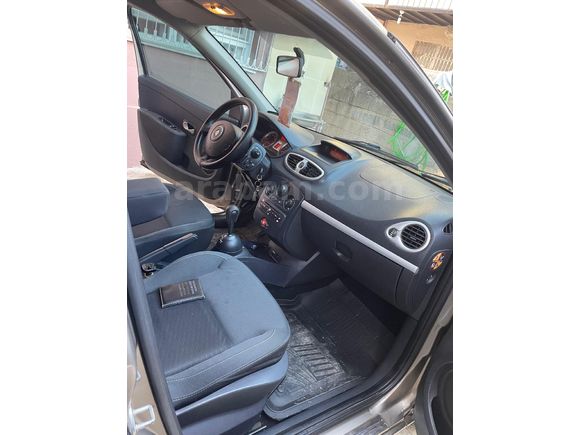Sahibinden Renault Clio 3 / 1.2 Expression 2010 Model  187.000 km Füme