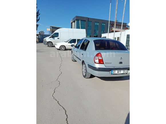 Sahibinden Renault Clio 1.4 Authentique 2005 Model
