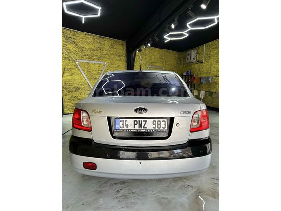 Sahibinden Kia Rio 1.5 CRDi Trend 2009 Model 