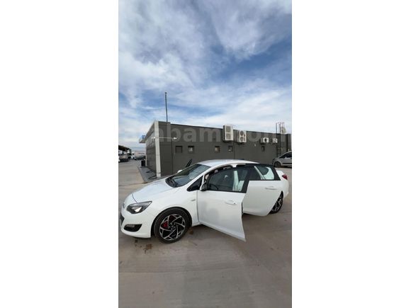 Sahibinden Opel Astra 1.6 Edition 2015 Model Düşük Km Temiz ACİL