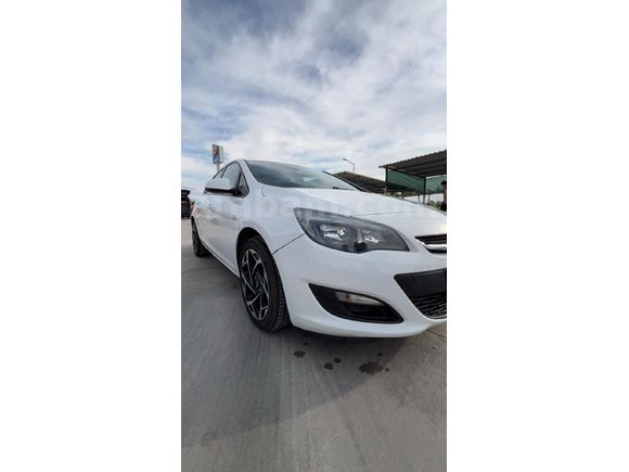 Sahibinden Opel Astra 1.6 Edition 2015 Model Düşük Km Temiz ACİL