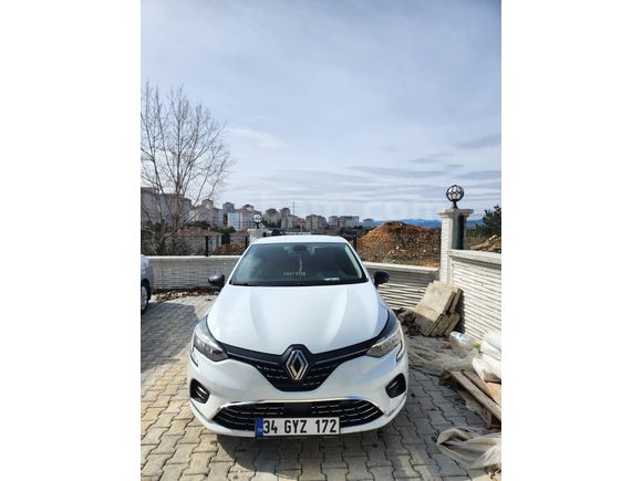 Sahibinden Renault Clio 1.0 TCe Touch 2023 Model  105000 km Beyaz