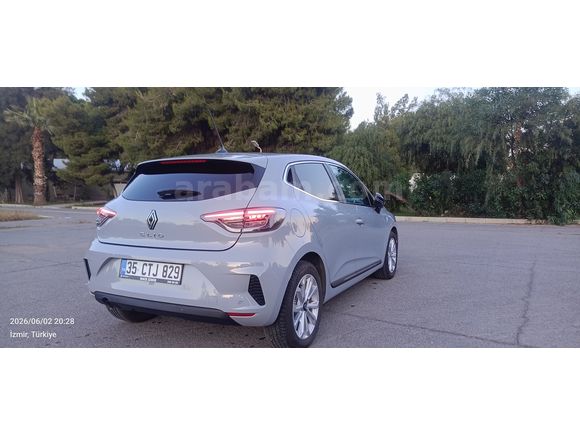 Askeri Personelden Renault Clio 1.0 TCe Evolution 2025 Model 